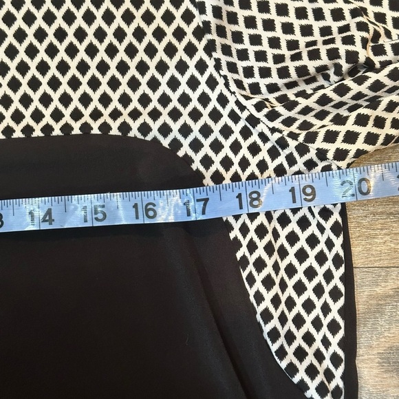 Susan Lawrence women’s black & white stretch tunic size XL - Picture 8 of 12